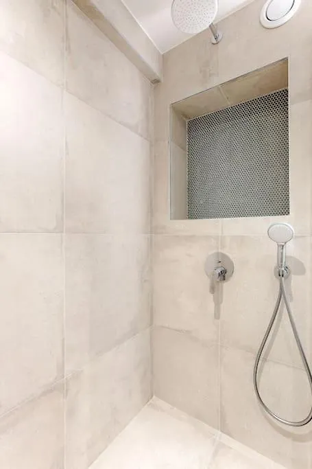 Mykeypers - Chic & Elegant Flat 2br/6p- Republique Paryż