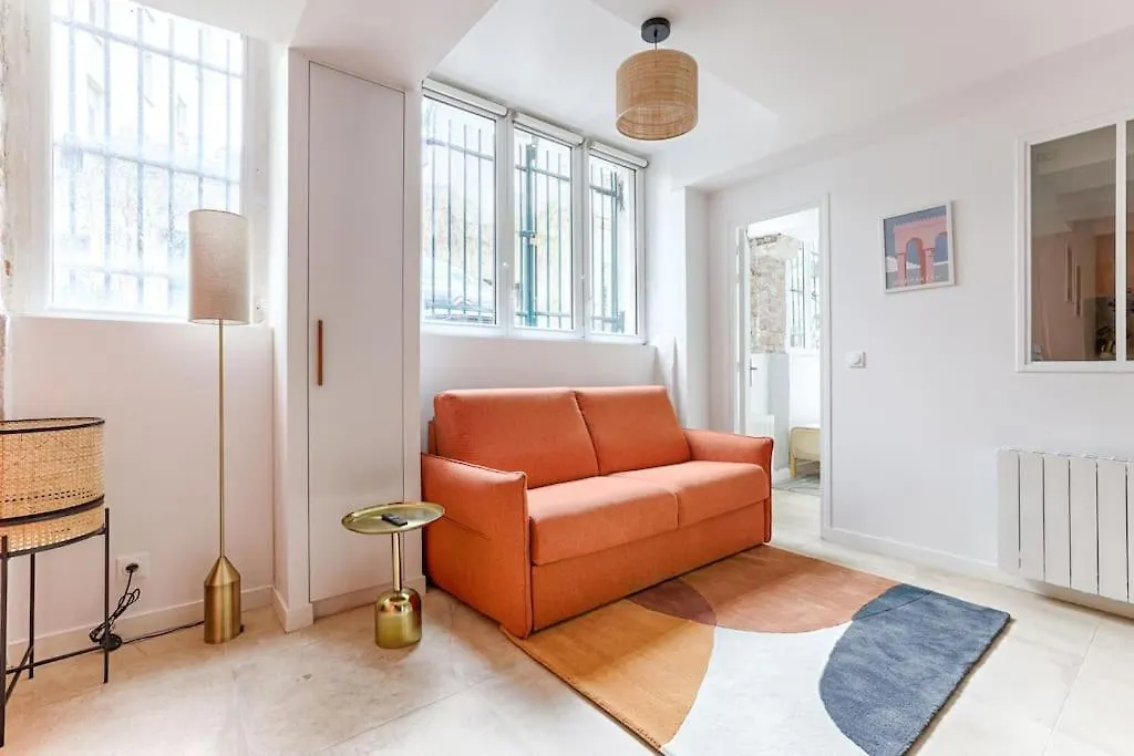 Mykeypers - Chic & Elegant Flat 2br/6p- Republique Paryż