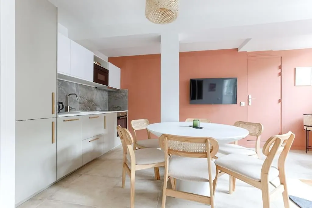 Apartament Mykeypers - Chic & Elegant Flat 2br/6p- Republique